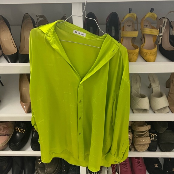 Silk over sized Balenciaga blouse with tone on tone print size 34 - Picture 2 of 5